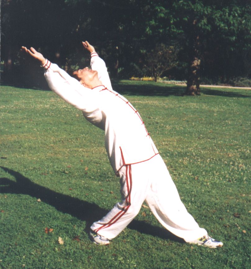 W. Jin bei einer Qi Gong Übung